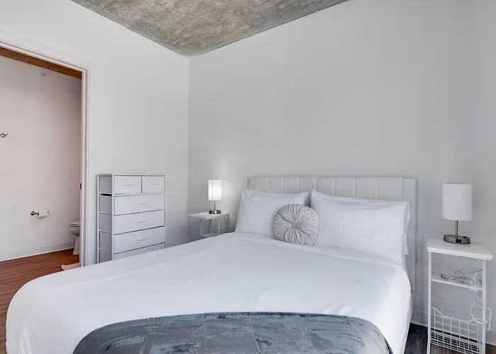 Apartamento Wabash 4br - Pool Free In & Out Parking 2 *