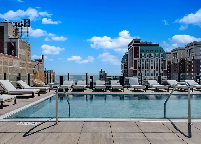 Wabash 4br - Pool Free In & Out Parking 2