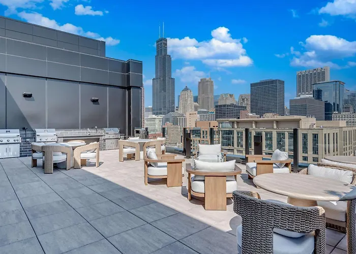 Wabash 4br - Pool Free In & Out Parking 2 Apartamento *